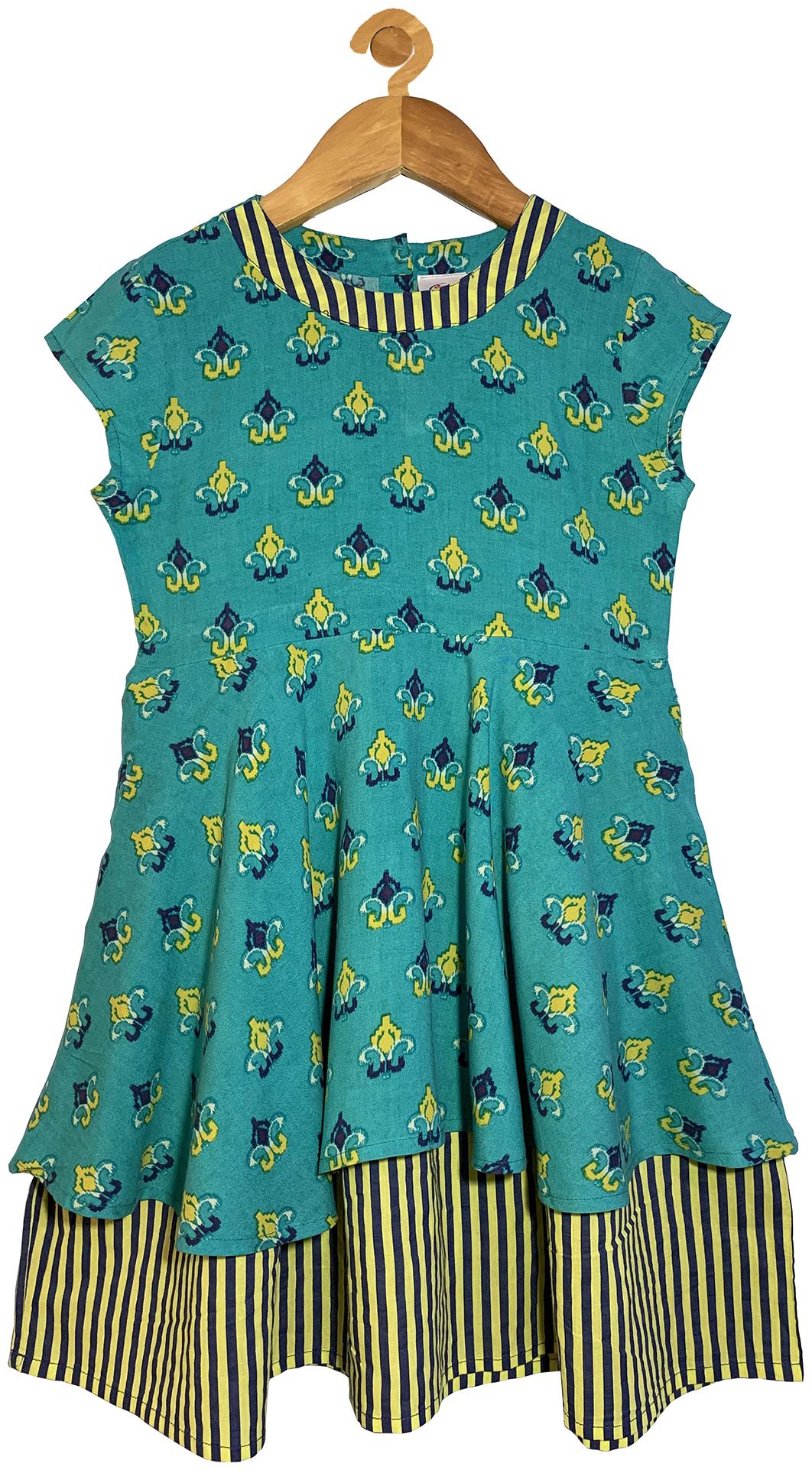 

KiddoPanti Green Cotton Short Sleeves Knee Length Princess Frock ( Pack of 1 )