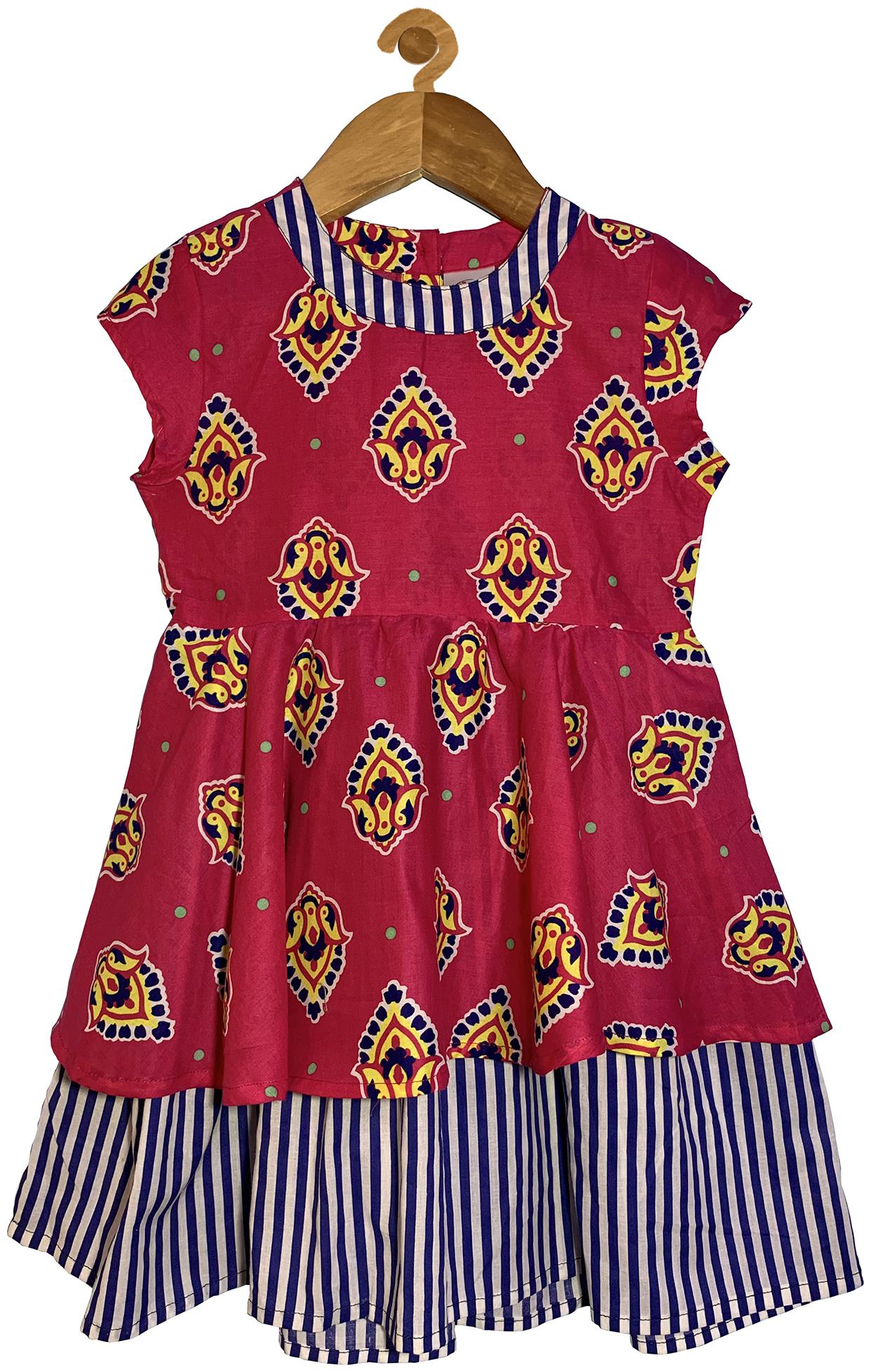 

KiddoPanti Pink Cotton Short Sleeves Knee Length Princess Frock ( Pack of 1 )