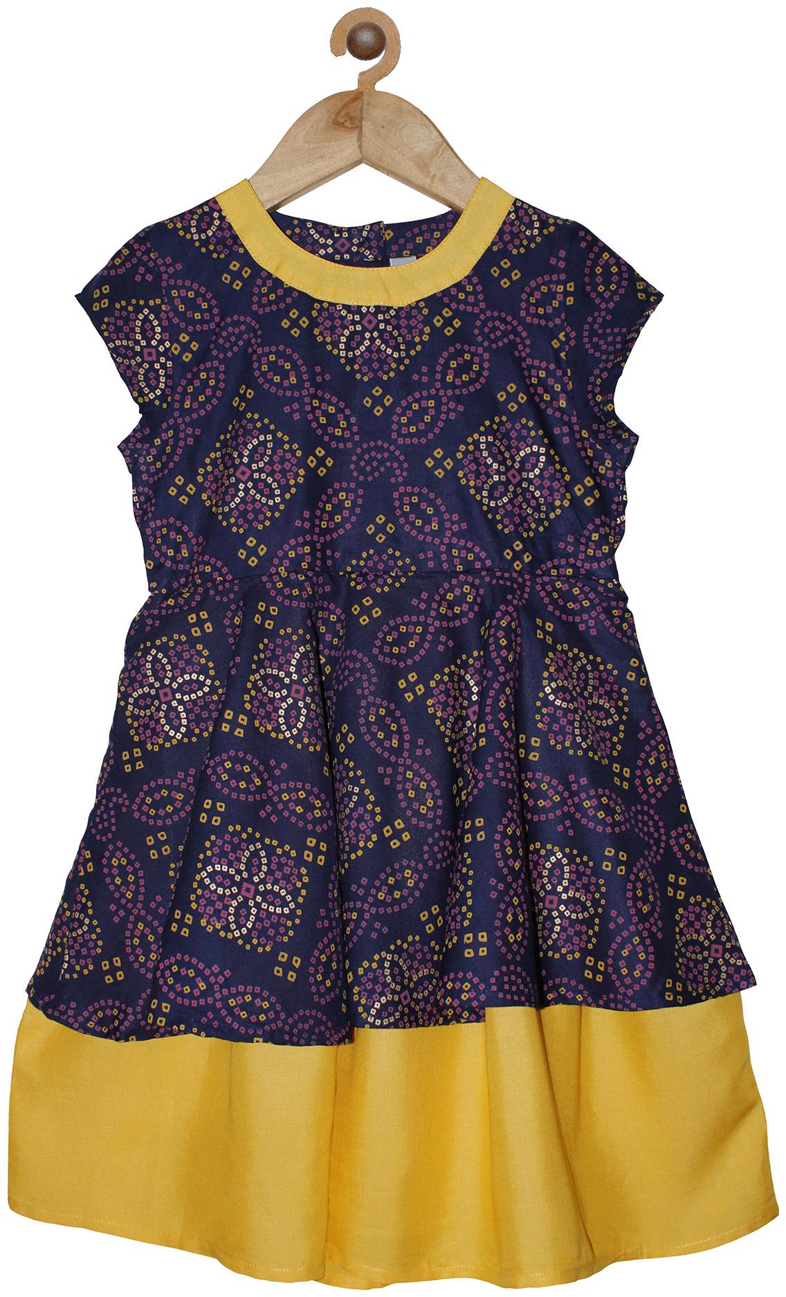 

KiddoPanti Blue Yellow Cotton Short Sleeves Knee Length Princess Frock ( Pack of 1 )