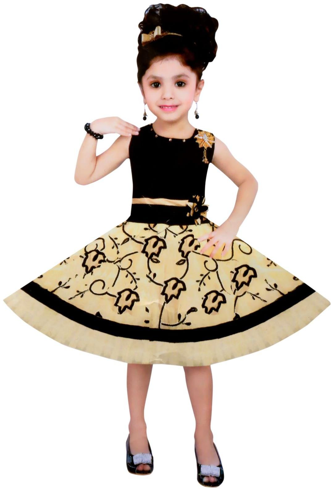 

BENKILS Baby girl Velvet Solid Princess frock - Black