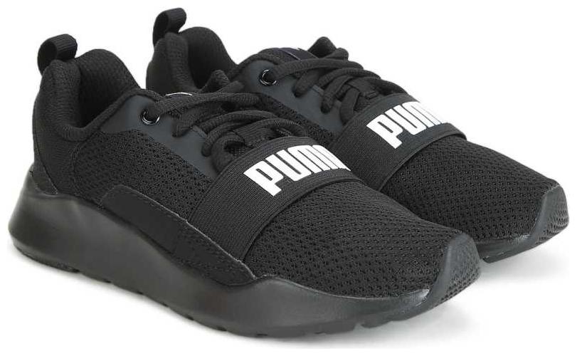 

Puma Black Boys Sport shoes