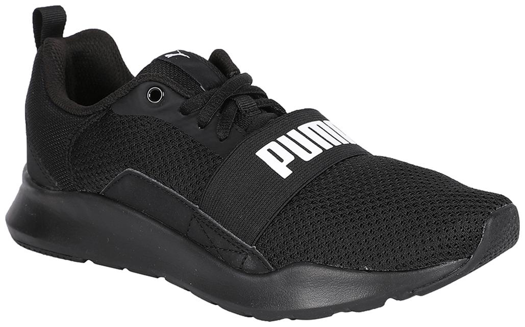 

Puma Black Boys Sport shoes