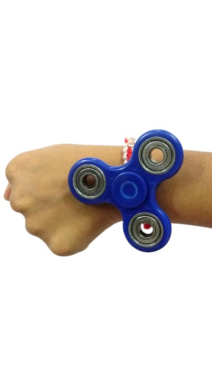 Rakhi Friendship Band Fidget Spinner RELIEVES STRESS,RELIEVES ADHD,HELP TO DROP SMOKING,GET RID OF CELLPHONE Rakhi Friendship Band Fidget Spinner RELIEVES STRESS,RELIEVES ADHD,HELP TO DROP SMOKING,GET RID OF CELLPHONE
