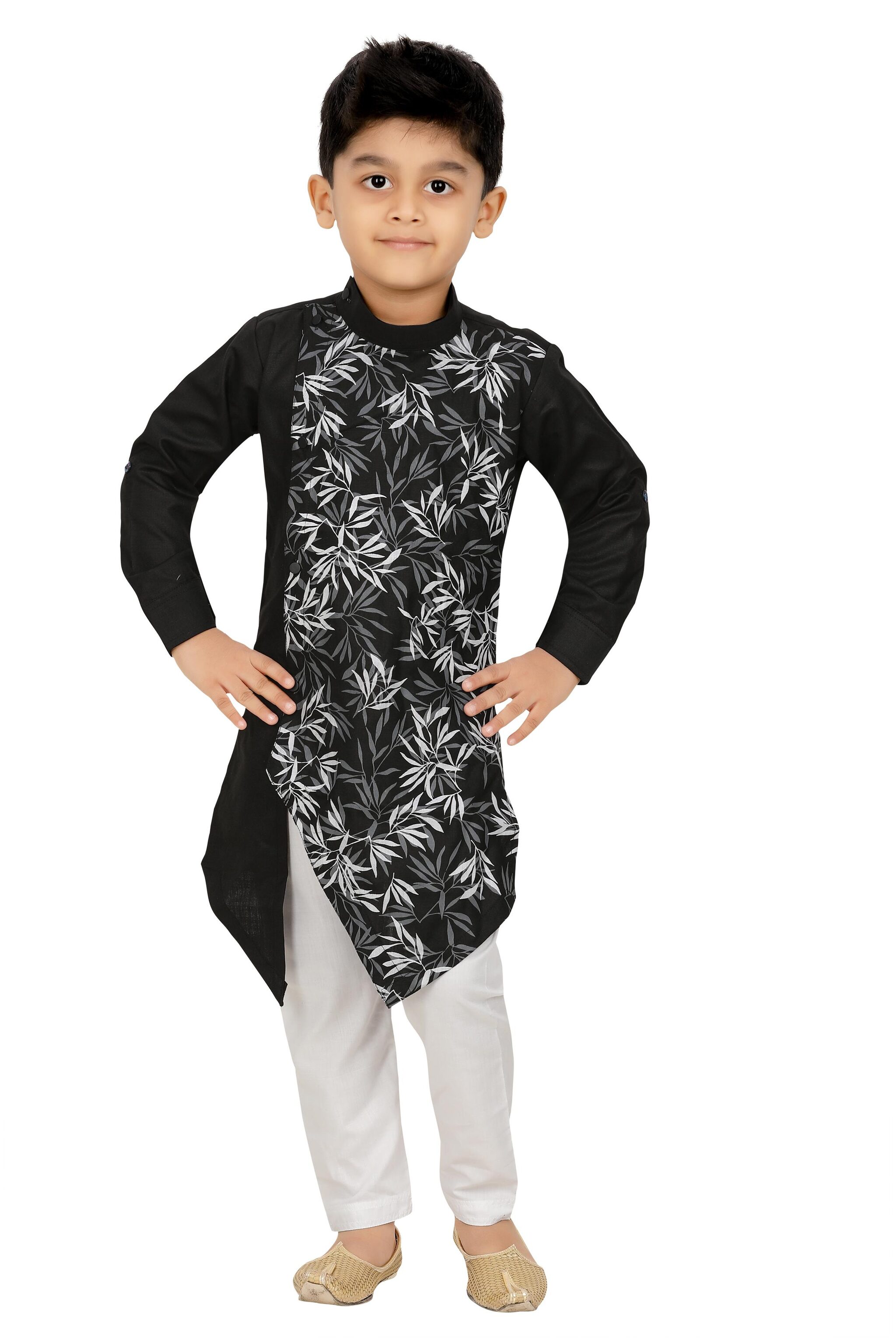

XBOYZ Boy Cotton blend Printed Kurta pyjama set - Black
