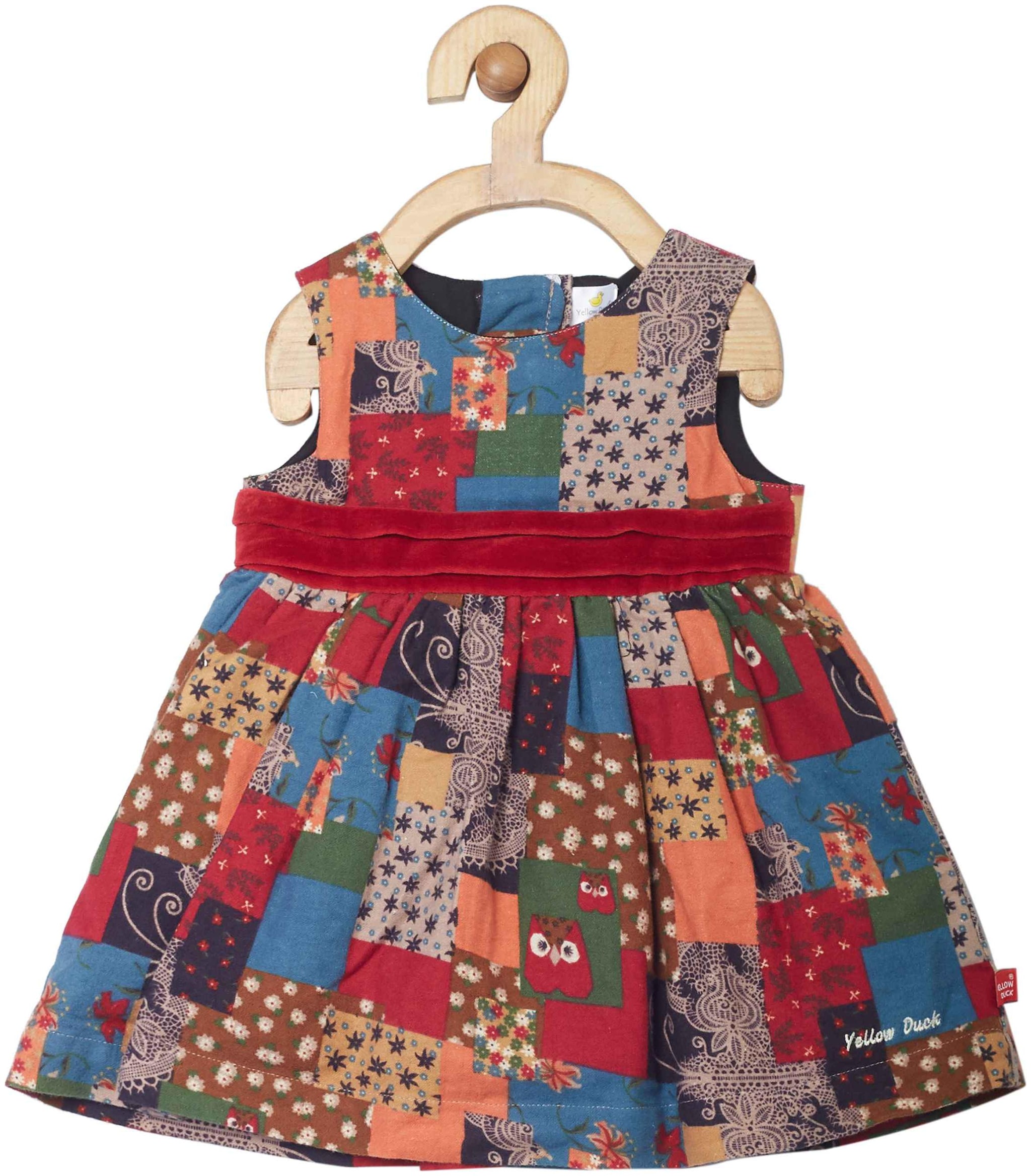 

Yellow Duck Baby girl Cotton Solid Princess frock - Maroon