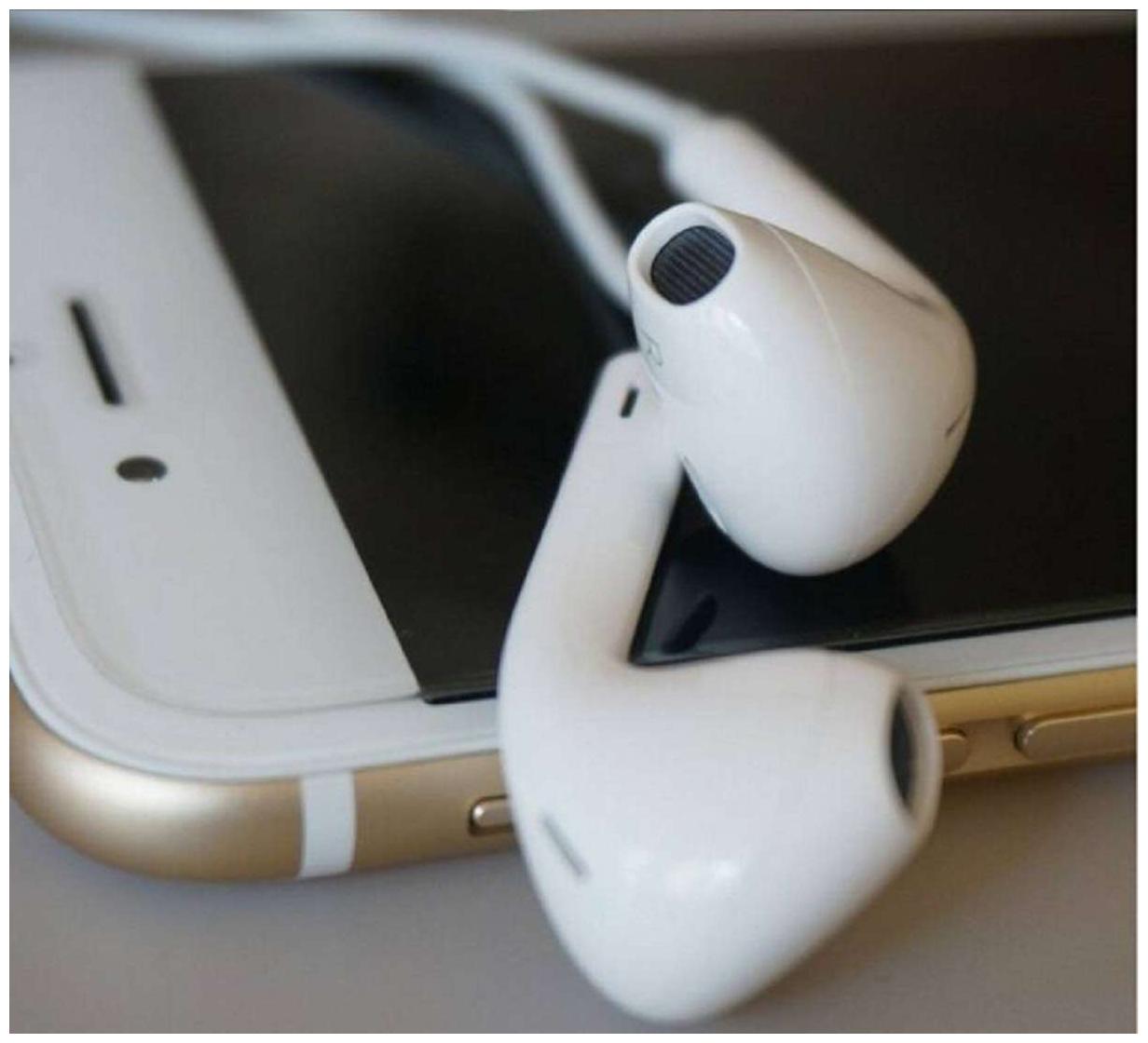 

APNA KANHA K-EP009 In-Ear Wired Headphone ( White )