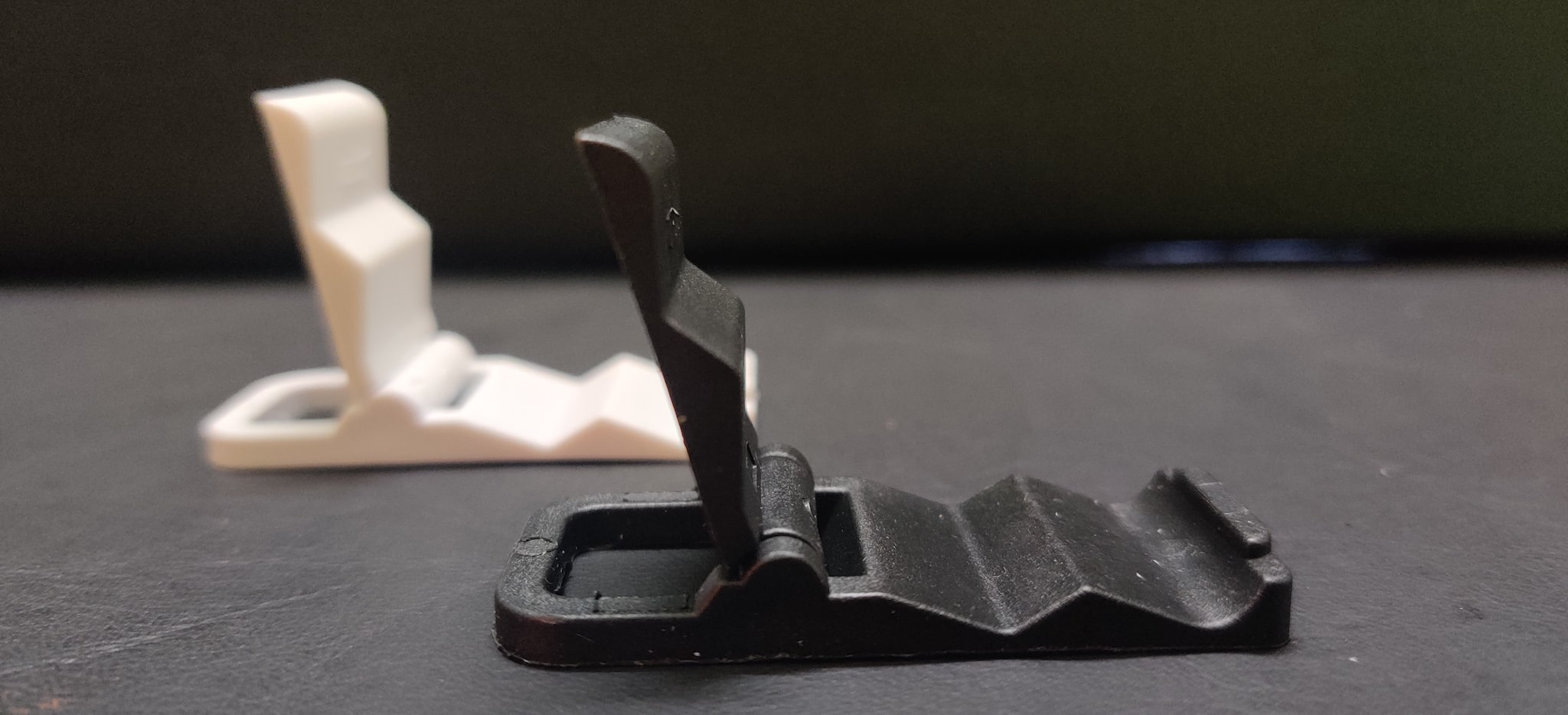 

AVYUKTA Plastic Table Stand Mobile Holder