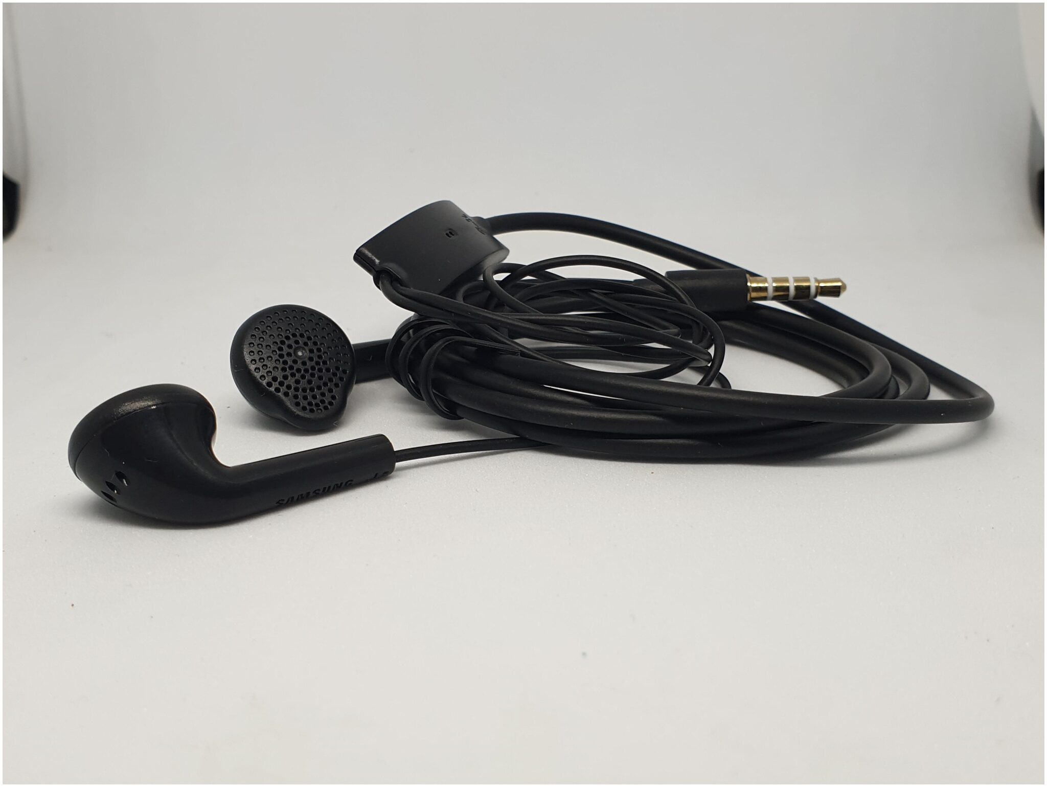 

COMBO OF HANDFREE AND DATA CABLE FORGalaxy On6 -27