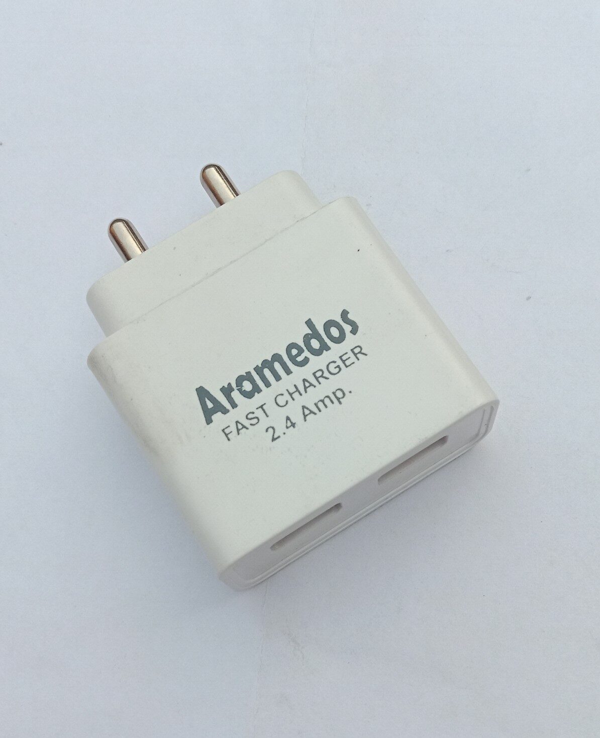 

Mobile charger 2 4 Amp Duel USB with high speed data cable