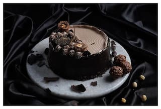 Ferrero Rocher Cake [Egg]