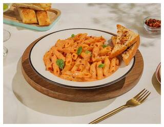 Signature Mixed Pink Pasta [Mixed Sauce]