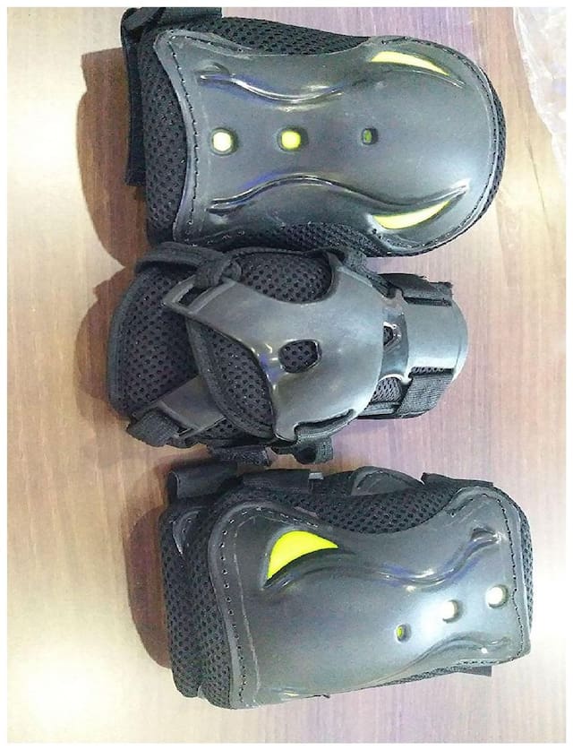 CW Black L Arm guard