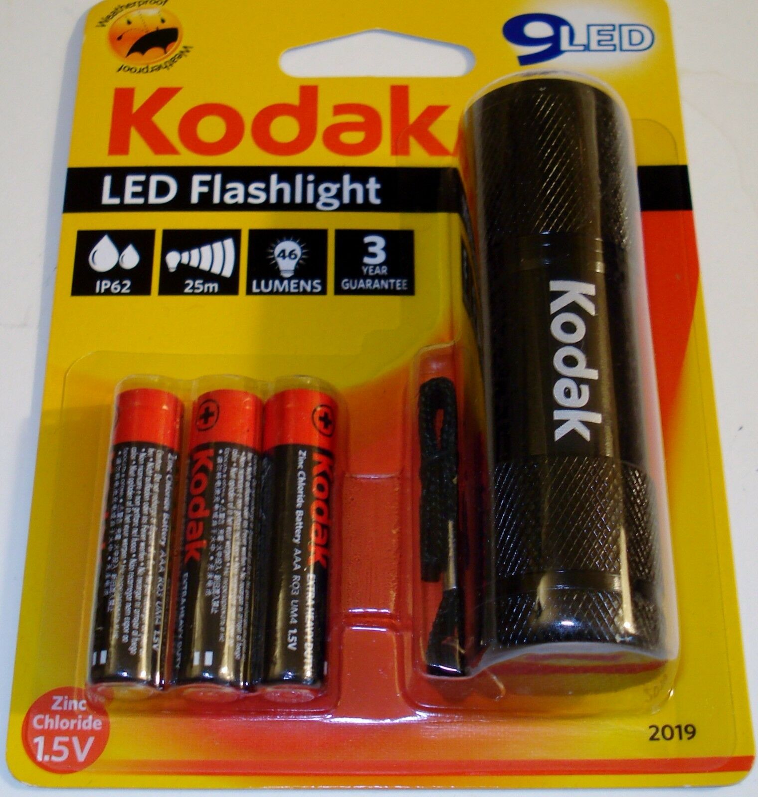 

Kodak 9 LED Flashlight IP62 25m Range 64 Lumens AAA Batteries Included