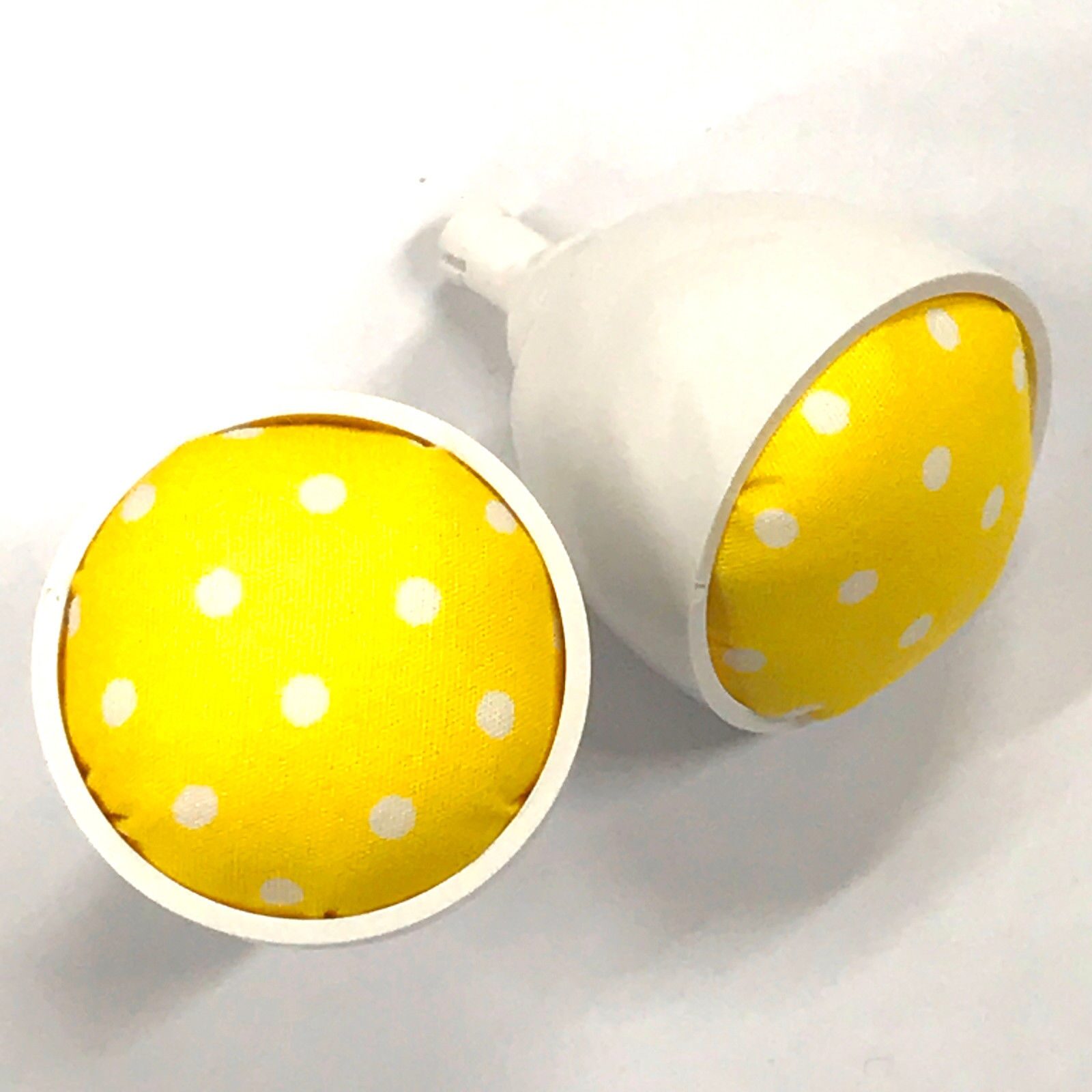 

Attachable Pin Cushion (Yellow) For Janome Sewing Machines 202256038