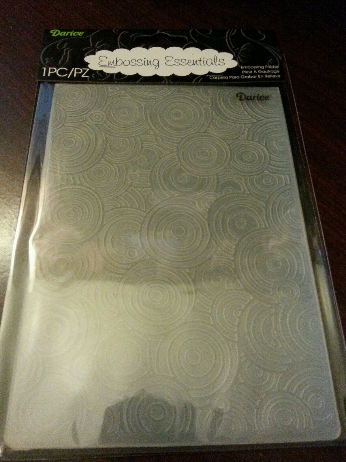 

DARICE EMBOSSING FOLDER - CIRCLE BACKGROUND - 5 X 7 - 1218-98 UNIVERSAL