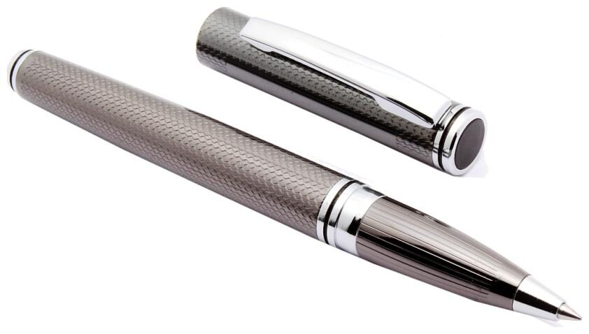 

Exclusive Stylish Gunmetal Magnetic Cap Pocket Size RollerBall Pen New