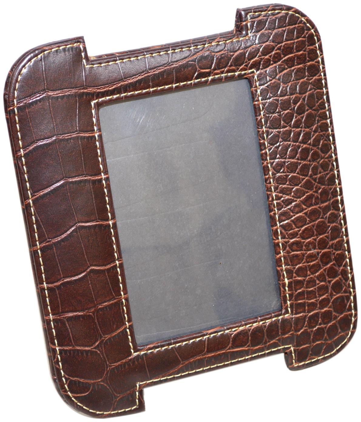 

Handcrafted Croco PU Photo Frame (Brown 1 Photos 4X6)
