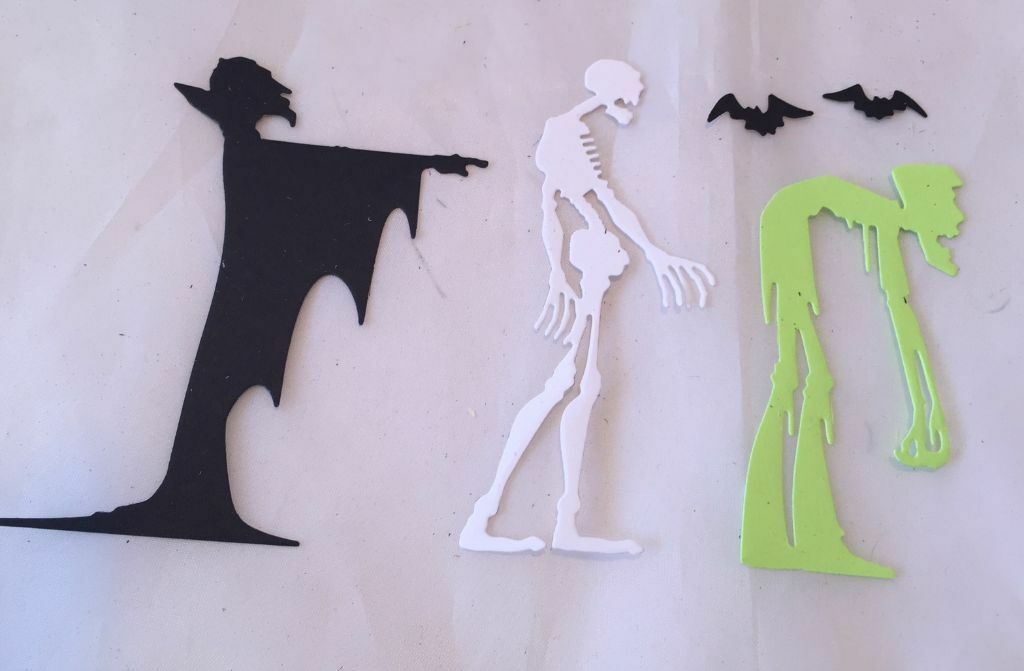 

Tim Holtz Halloween Die Cuts Ghoulish Six Sets Spooky 30 Pieces