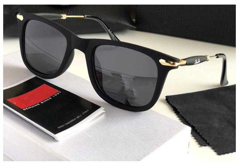 

MR GOGGLES Unisex Wayfarers Sunglasses