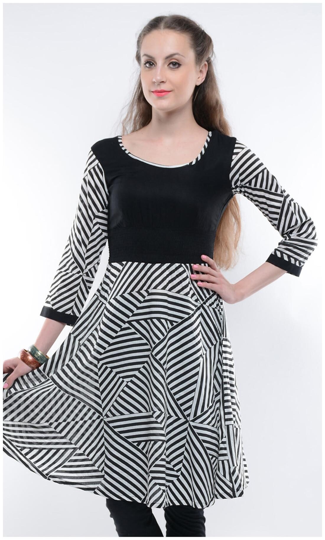 

Sritika Black Kurta